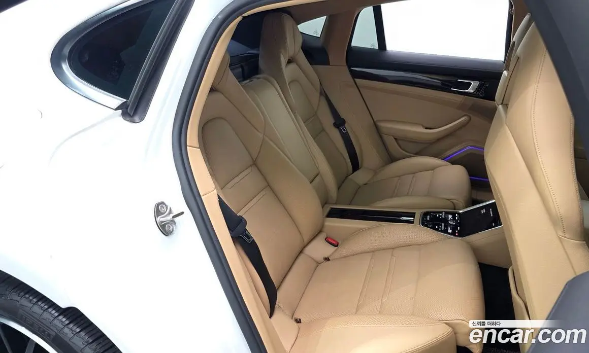 Porsche Panamera 2018 3.0 автомат (гидро), фото 17 Porsche Panamera 2018 3.0 автомат (гидро), фото 17