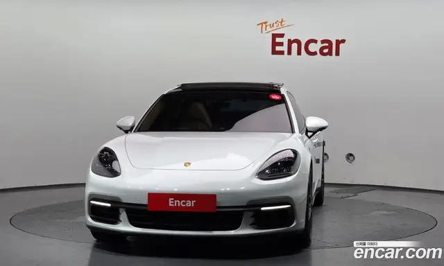 Porsche Panamera 2018 3.0 автомат (гидро), миниатюра 3 Porsche Panamera 2018 3.0 автомат (гидро), миниатюра 3
