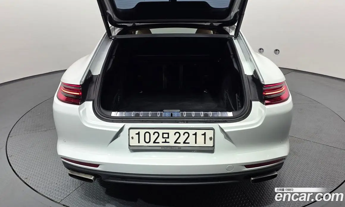 Porsche Panamera 2018 3.0 автомат (гидро), фото 26 Porsche Panamera 2018 3.0 автомат (гидро), фото 26
