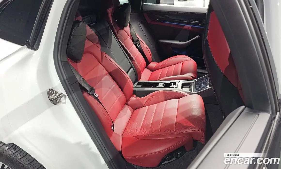 Porsche Panamera 2025 2.9 автомат (гидро), фото 17 Porsche Panamera 2025 2.9 автомат (гидро), фото 17