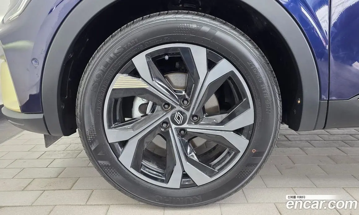 Renault (Samsung) Arkana 2024 1.6 автомат (гидро), фото 5 Renault (Samsung) Arkana 2024 1.6 автомат (гидро), фото 5