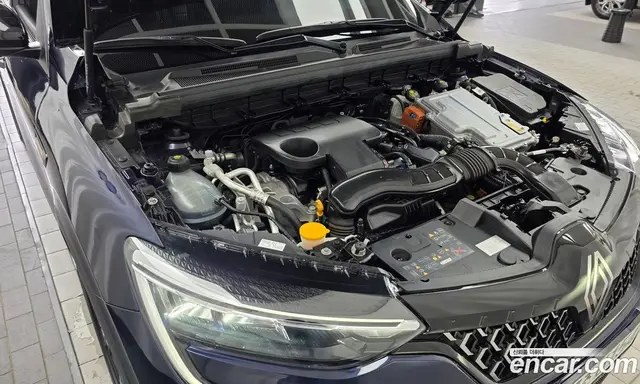 Renault (Samsung) Arkana 2024 1.6 автомат (гидро), миниатюра 6 Renault (Samsung) Arkana 2024 1.6 автомат (гидро), миниатюра 6