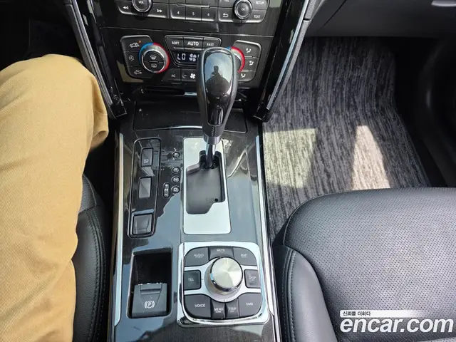 Renault (Samsung) SM7 2017 2.0 автомат (гидро), миниатюра 9 Renault (Samsung) SM7 2017 2.0 автомат (гидро), миниатюра 9