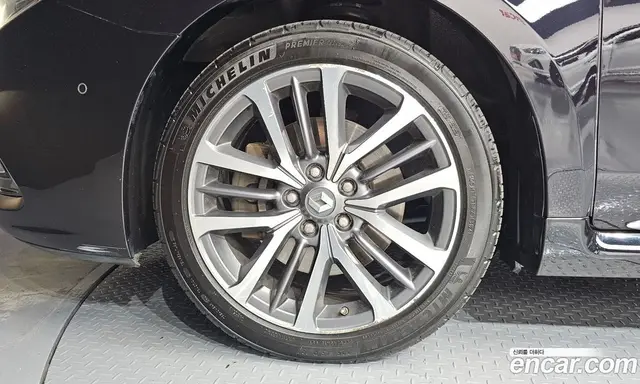 Renault (Samsung) SM7 2018 2.0 автомат (гидро), миниатюра 5 Renault (Samsung) SM7 2018 2.0 автомат (гидро), миниатюра 5