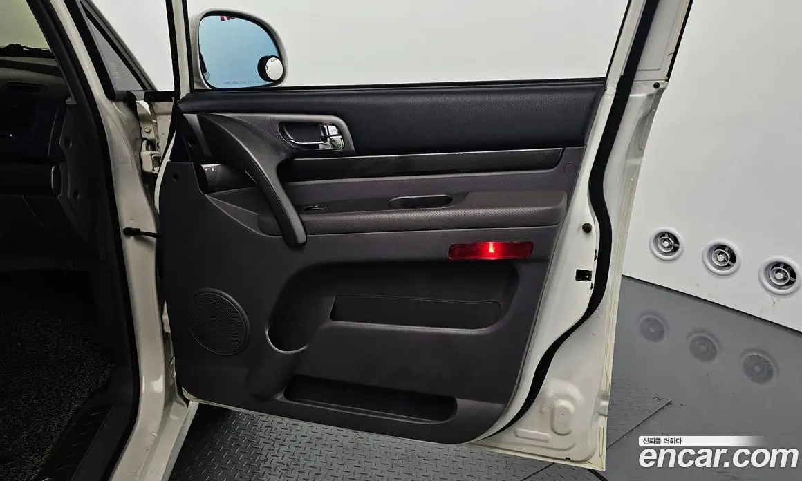 SsangYong Korando 2013 2.0 автомат (гидро), фото 17