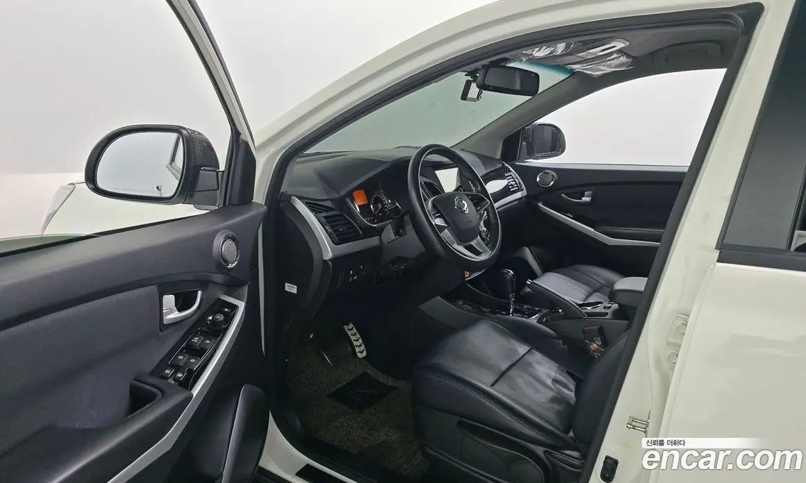 SsangYong Korando 2017 2.2 автомат (гидро), фото 13 SsangYong Korando 2017 2.2 автомат (гидро), фото 13