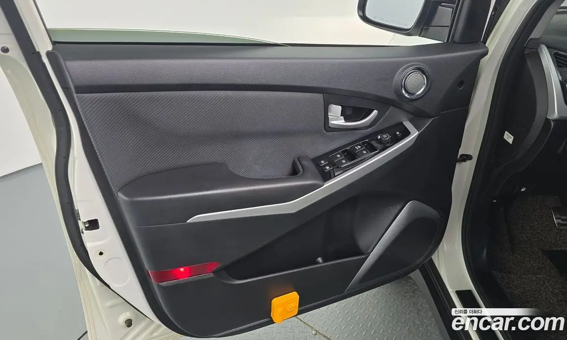 SsangYong Korando 2017 2.2 автомат (гидро), фото 14 SsangYong Korando 2017 2.2 автомат (гидро), фото 14