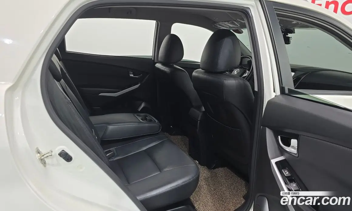 SsangYong Korando 2017 2.2 автомат (гидро), фото 17 SsangYong Korando 2017 2.2 автомат (гидро), фото 17