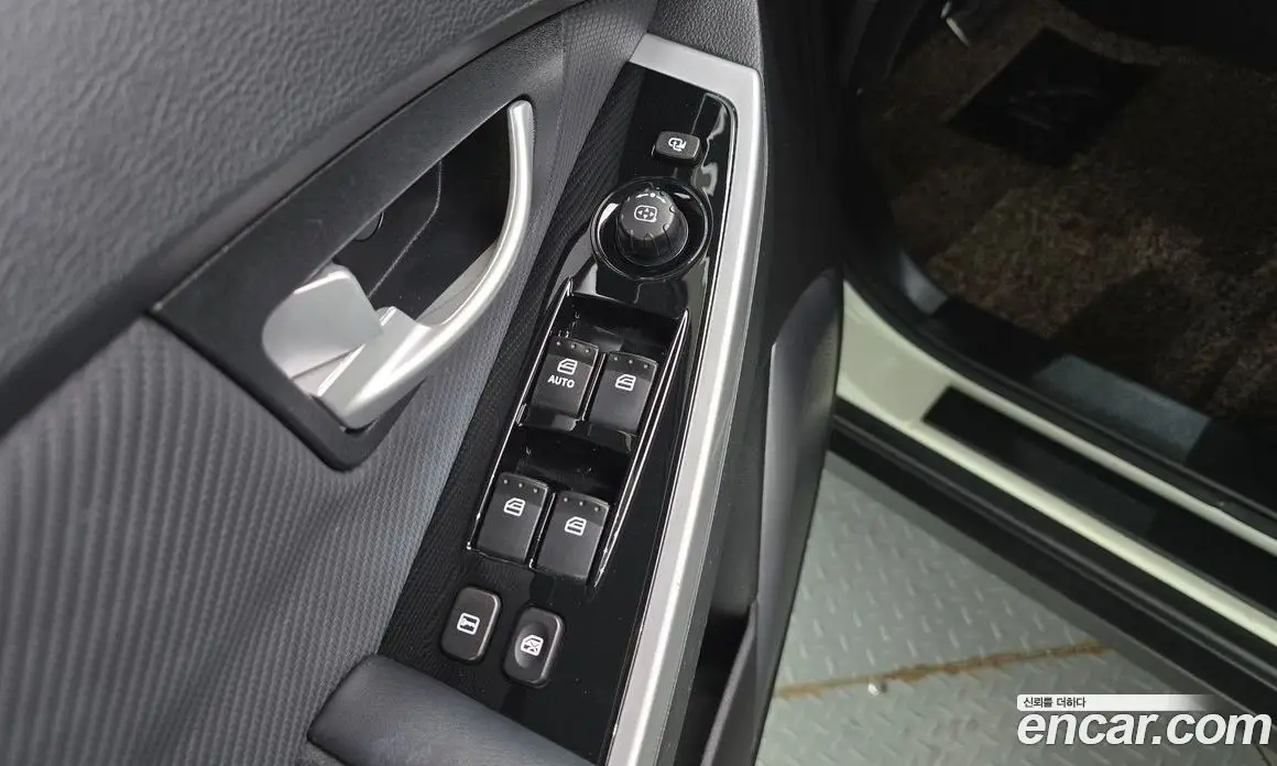 SsangYong Korando 2017 2.2 автомат (гидро), фото 29 SsangYong Korando 2017 2.2 автомат (гидро), фото 29