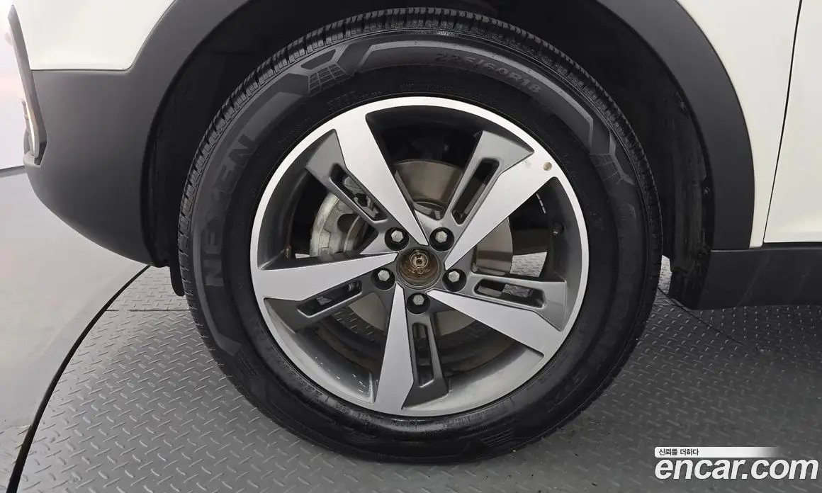 SsangYong Korando 2017 2.2 автомат (гидро), фото 5 SsangYong Korando 2017 2.2 автомат (гидро), фото 5