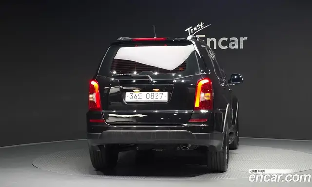 SsangYong Rexton 2016 2.2 автомат (гидро), миниатюра 4 SsangYong Rexton 2016 2.2 автомат (гидро), миниатюра 4
