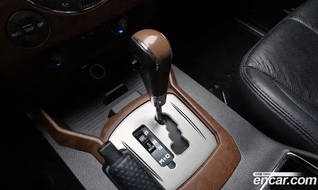SsangYong Rexton 2016 2.2 автомат (гидро), миниатюра 9 SsangYong Rexton 2016 2.2 автомат (гидро), миниатюра 9