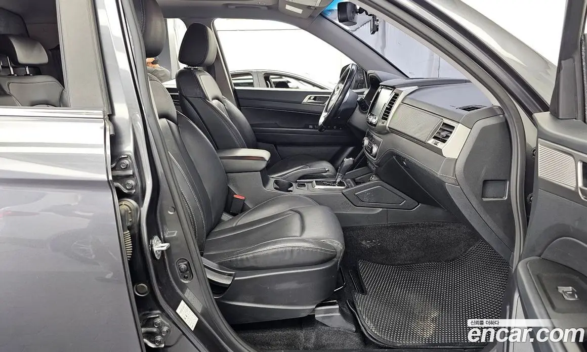 SsangYong Rexton 2018 2.2 автомат (гидро), фото 11 SsangYong Rexton 2018 2.2 автомат (гидро), фото 11