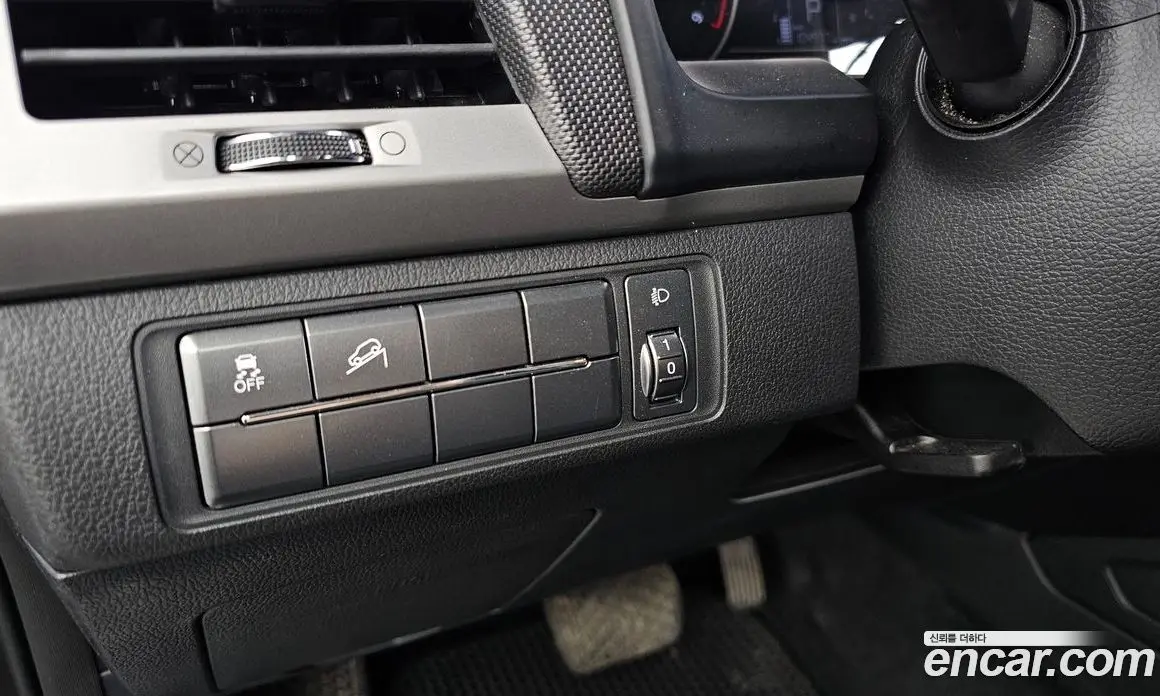 SsangYong Rexton 2018 2.2 автомат (гидро), фото 14 SsangYong Rexton 2018 2.2 автомат (гидро), фото 14