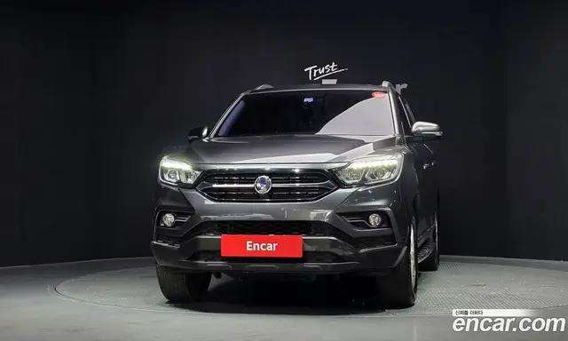SsangYong Rexton 2018 2.2 автомат (гидро), миниатюра 3 SsangYong Rexton 2018 2.2 автомат (гидро), миниатюра 3