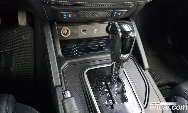 SsangYong Rexton 2018 2.2 автомат (гидро), миниатюра 9 SsangYong Rexton 2018 2.2 автомат (гидро), миниатюра 9