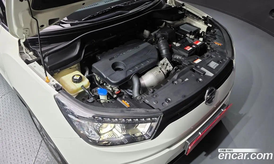 SsangYong TIBOLI 2015 1.6 автомат (гидро), фото 6