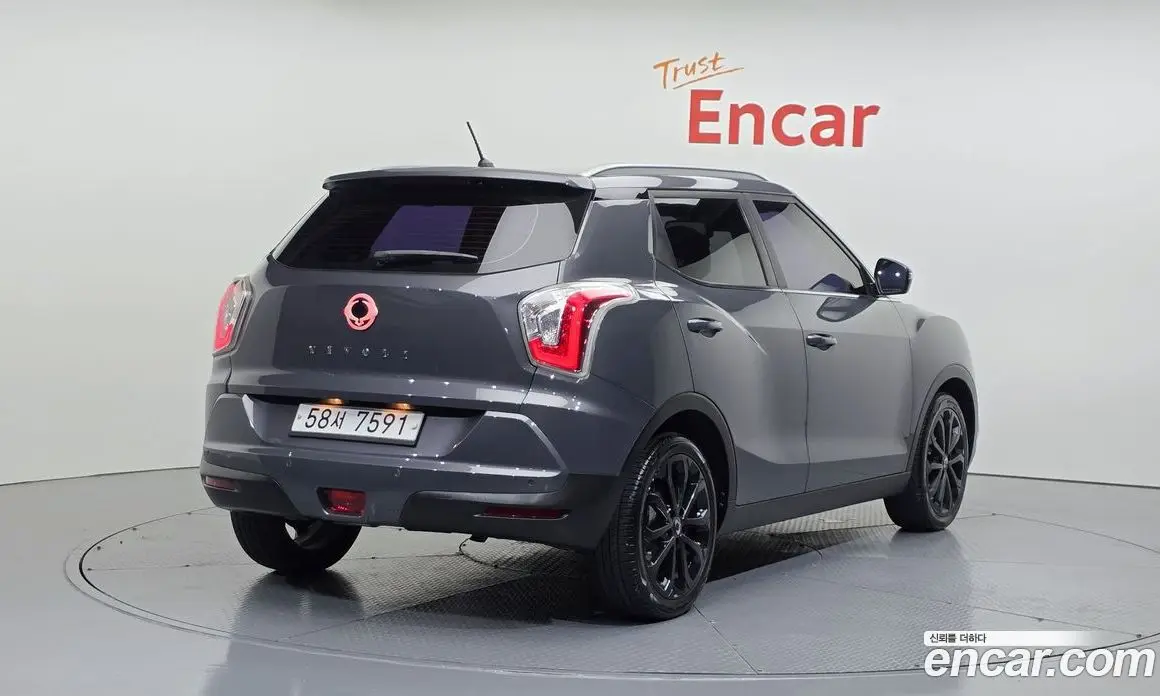 SsangYong TIBOLI 2018 1.6 автомат (гидро), фото 2 SsangYong TIBOLI 2018 1.6 автомат (гидро), фото 2