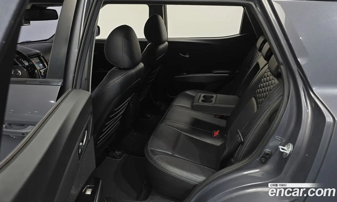 SsangYong TIBOLI 2018 1.6 автомат (гидро), фото 12 SsangYong TIBOLI 2018 1.6 автомат (гидро), фото 12