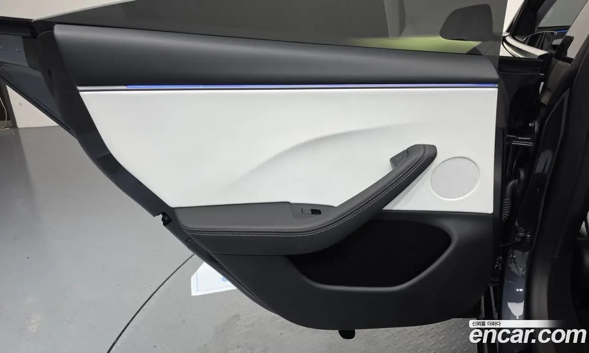 Tesla Model 3 2026 0.2 автомат (гидро), фото 15 Tesla Model 3 2026 0.2 автомат (гидро), фото 15