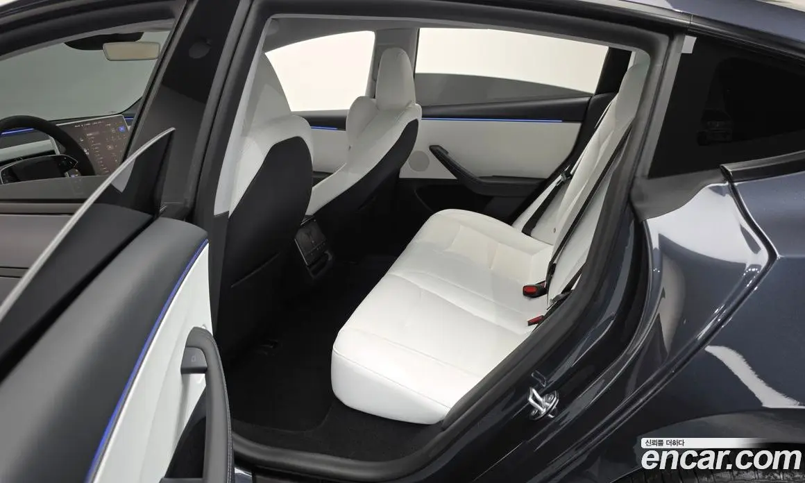 Tesla Model 3 2026 0.2 автомат (гидро), фото 18 Tesla Model 3 2026 0.2 автомат (гидро), фото 18