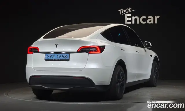 Tesla Model Y 2024 0.2 автомат (гидро), миниатюра 2 Tesla Model Y 2024 0.2 автомат (гидро), миниатюра 2