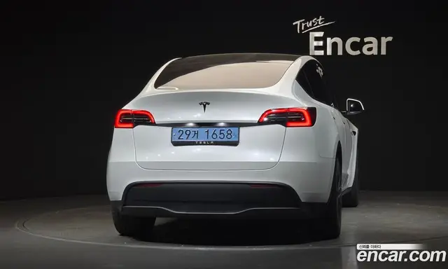 Tesla Model Y 2024 0.2 автомат (гидро), миниатюра 4 Tesla Model Y 2024 0.2 автомат (гидро), миниатюра 4