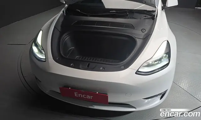 Tesla Model Y 2024 0.2 автомат (гидро), миниатюра 6 Tesla Model Y 2024 0.2 автомат (гидро), миниатюра 6