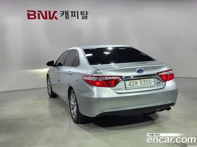 Toyota Camry 2016 2.5 автомат (гидро), миниатюра 4 Toyota Camry 2016 2.5 автомат (гидро), миниатюра 4