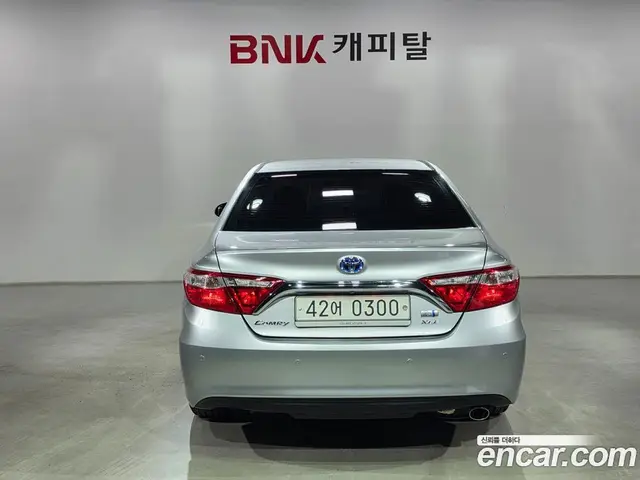 Toyota Camry 2016 2.5 автомат (гидро), миниатюра 5 Toyota Camry 2016 2.5 автомат (гидро), миниатюра 5