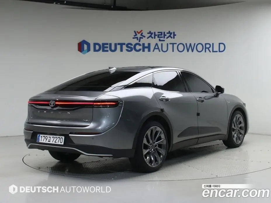 Toyota Crown 2024 2.5 автомат (гидро), фото 2 Toyota Crown 2024 2.5 автомат (гидро), фото 2