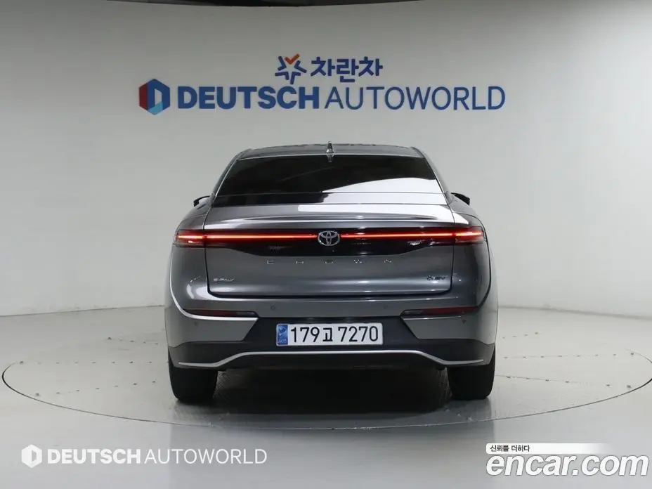 Toyota Crown 2024 2.5 автомат (гидро), фото 4 Toyota Crown 2024 2.5 автомат (гидро), фото 4
