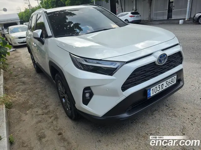 Toyota RAV4 2023 2.5 автомат (вариатор), миниатюра 1 Toyota RAV4 2023 2.5 автомат (вариатор), миниатюра 1