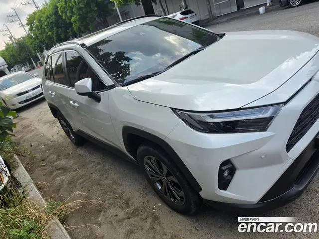 Toyota RAV4 2023 2.5 автомат (вариатор), миниатюра 2 Toyota RAV4 2023 2.5 автомат (вариатор), миниатюра 2