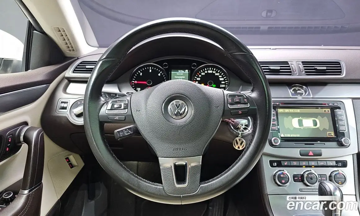 Volkswagen CC 2012 2.0 автомат (гидро), фото 12 Volkswagen CC 2012 2.0 автомат (гидро), фото 12