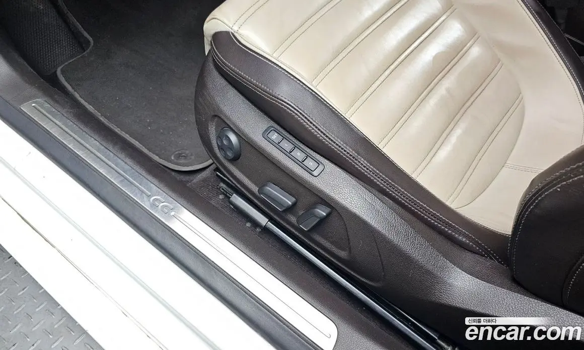 Volkswagen CC 2012 2.0 автомат (гидро), фото 18 Volkswagen CC 2012 2.0 автомат (гидро), фото 18