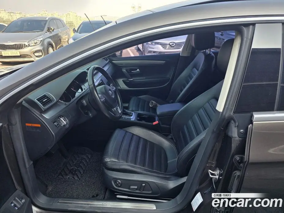Volkswagen CC 2013 2.0 автомат (гидро), фото 8 Volkswagen CC 2013 2.0 автомат (гидро), фото 8