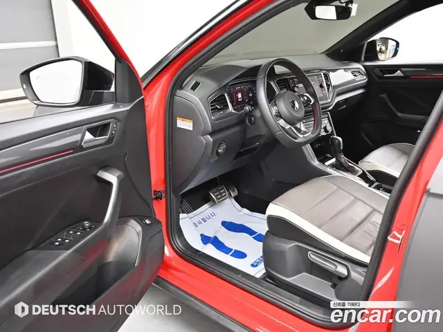 Volkswagen T-Roc 2021 2.0 автомат (гидро), миниатюра 11 Volkswagen T-Roc 2021 2.0 автомат (гидро), миниатюра 11