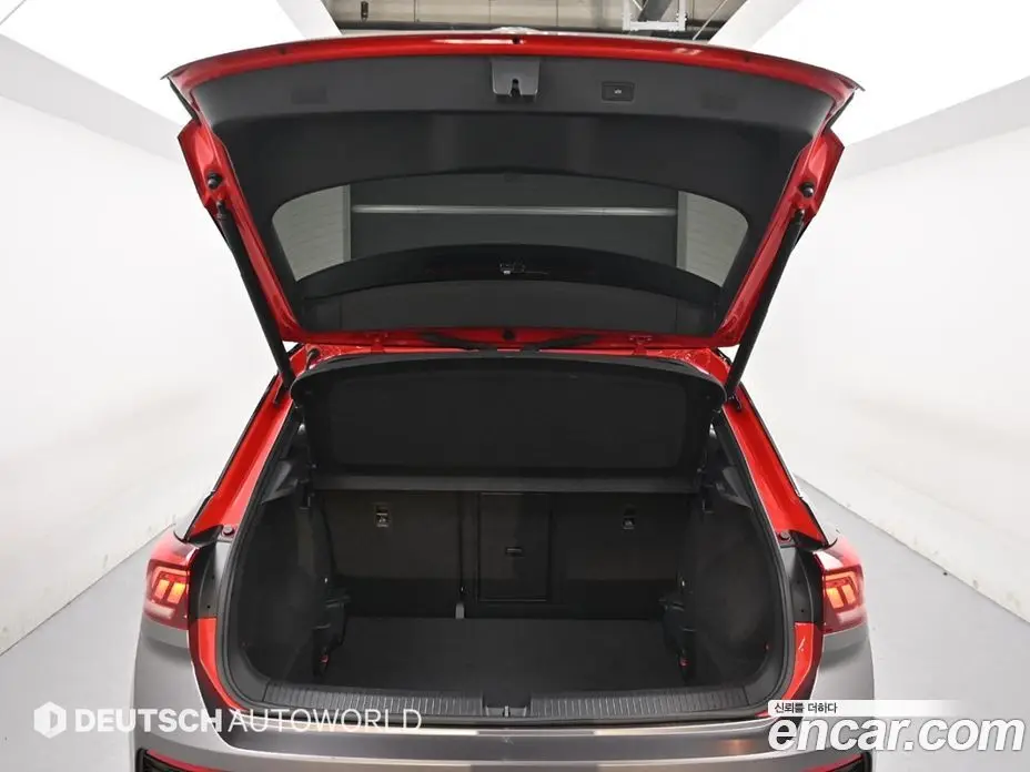 Volkswagen T-Roc 2021 2.0 автомат (гидро), фото 19 Volkswagen T-Roc 2021 2.0 автомат (гидро), фото 19
