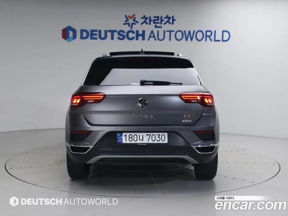Volkswagen T-Roc 2021 2.0 автомат (гидро), фото 4 Volkswagen T-Roc 2021 2.0 автомат (гидро), фото 4