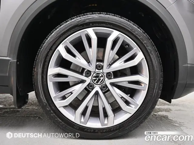 Volkswagen T-Roc 2021 2.0 автомат (гидро), миниатюра 5 Volkswagen T-Roc 2021 2.0 автомат (гидро), миниатюра 5