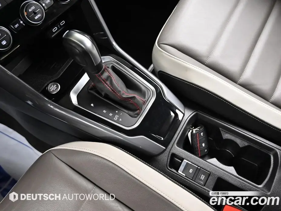 Volkswagen T-Roc 2021 2.0 автомат (гидро), фото 9 Volkswagen T-Roc 2021 2.0 автомат (гидро), фото 9