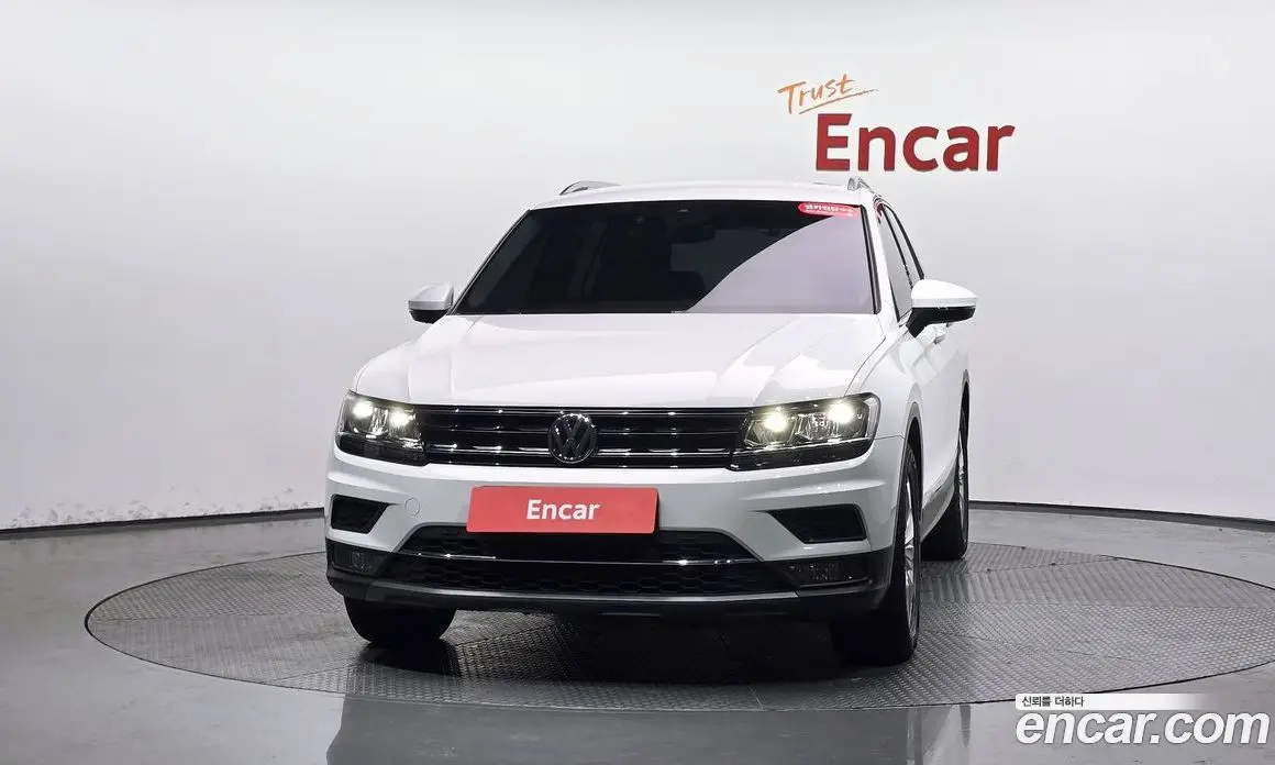 Volkswagen Tiguan 2020 2.0 автомат (гидро), фото 2 Volkswagen Tiguan 2020 2.0 автомат (гидро), фото 2