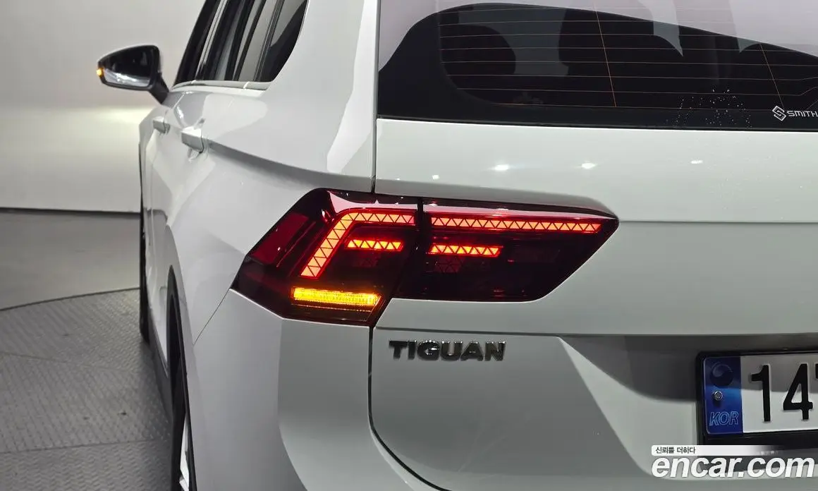Volkswagen Tiguan 2020 2.0 автомат (гидро), фото 8 Volkswagen Tiguan 2020 2.0 автомат (гидро), фото 8