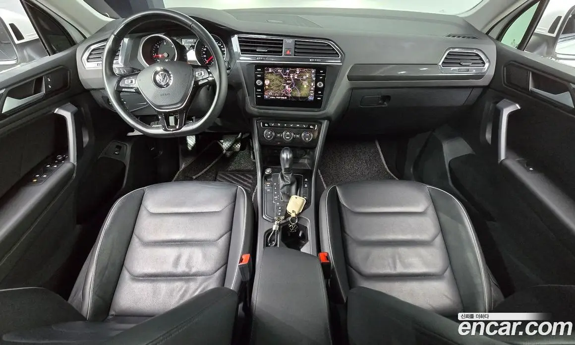 Volkswagen Tiguan 2020 2.0 автомат (гидро), фото 9 Volkswagen Tiguan 2020 2.0 автомат (гидро), фото 9