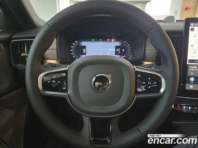 Volvo S90 2026 2.0 автомат (гидро), миниатюра 12