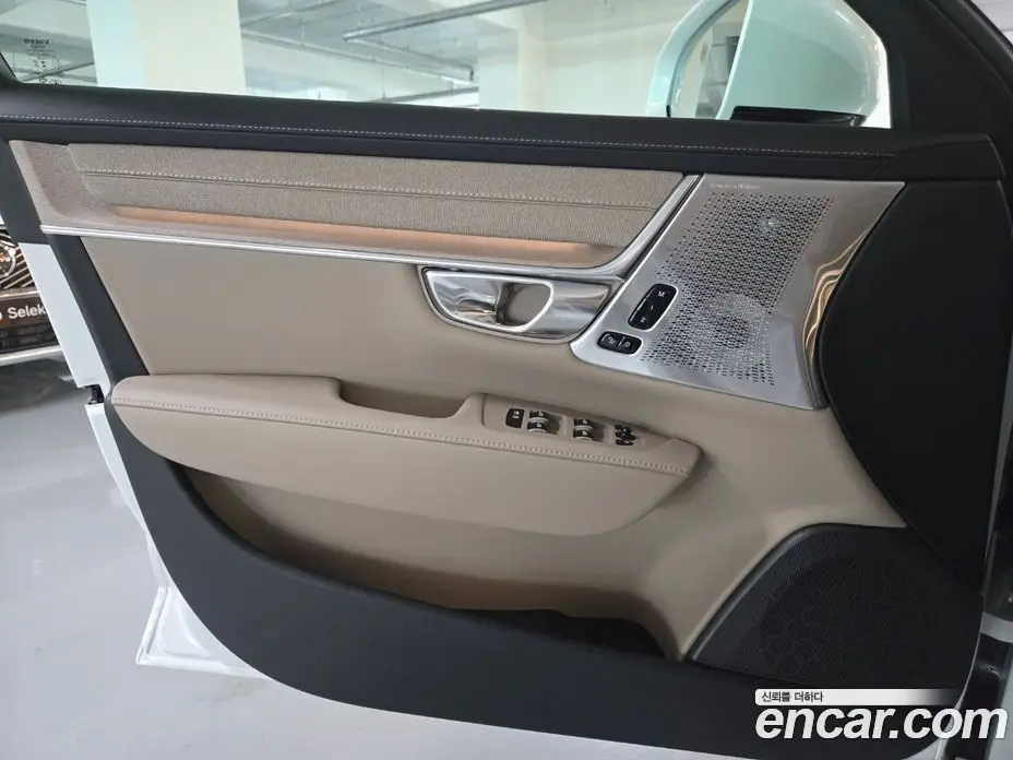 Volvo S90 2026 2.0 автомат (гидро), фото 16 Volvo S90 2026 2.0 автомат (гидро), фото 16