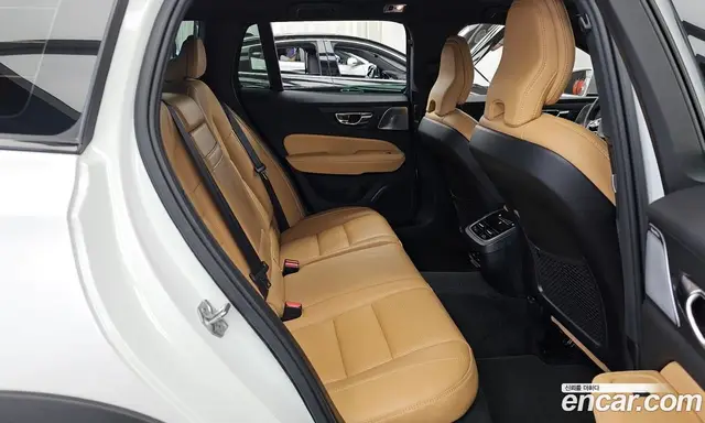Volvo V60 2019 2.0 автомат (гидро), миниатюра 12