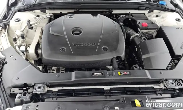 Volvo V60 2019 2.0 автомат (гидро), миниатюра 6 Volvo V60 2019 2.0 автомат (гидро), миниатюра 6
