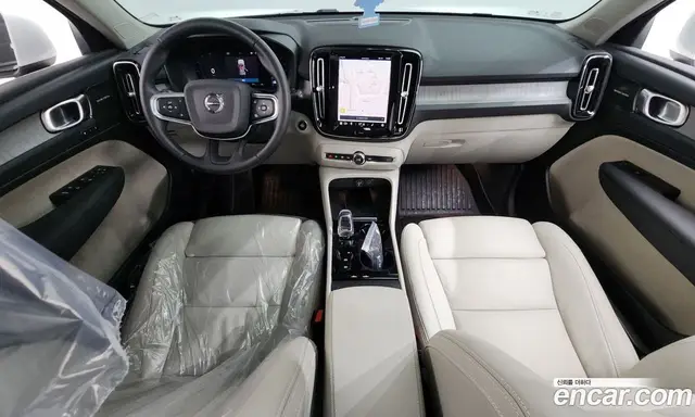 Volvo XC40 2023 2.0 автомат (гидро), миниатюра 10 Volvo XC40 2023 2.0 автомат (гидро), миниатюра 10